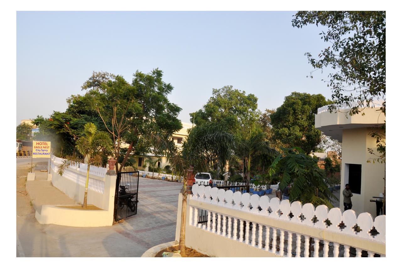 Hotel Eagle Nest ภารัตปูร์ ภายนอก รูปภาพ